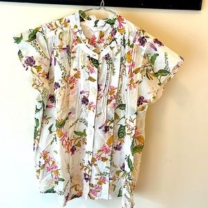 Short sleeved blouse